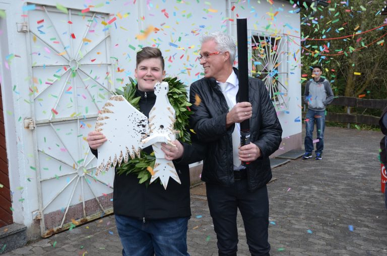 schuetzenfest-gruenetal-2017-vogelschiessen09-768x509